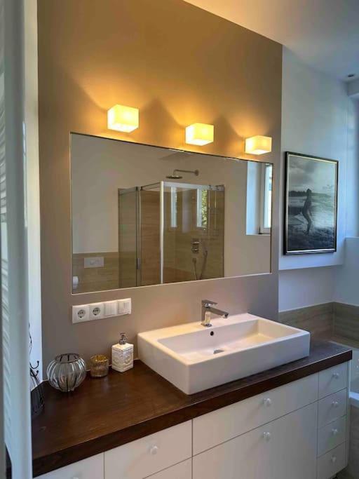 Laurelia Suites เมราโน ภายนอก รูปภาพ