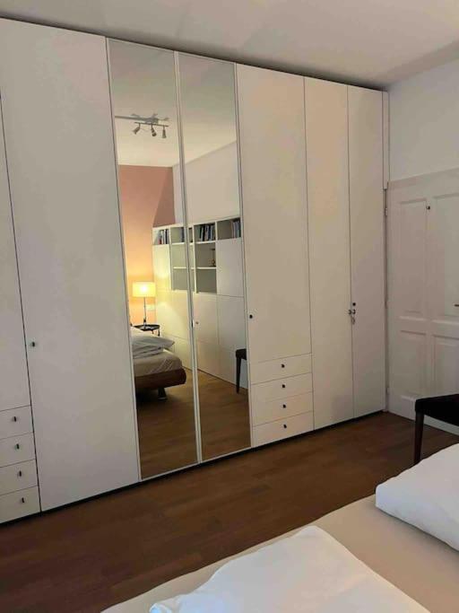 Laurelia Suites เมราโน ภายนอก รูปภาพ
